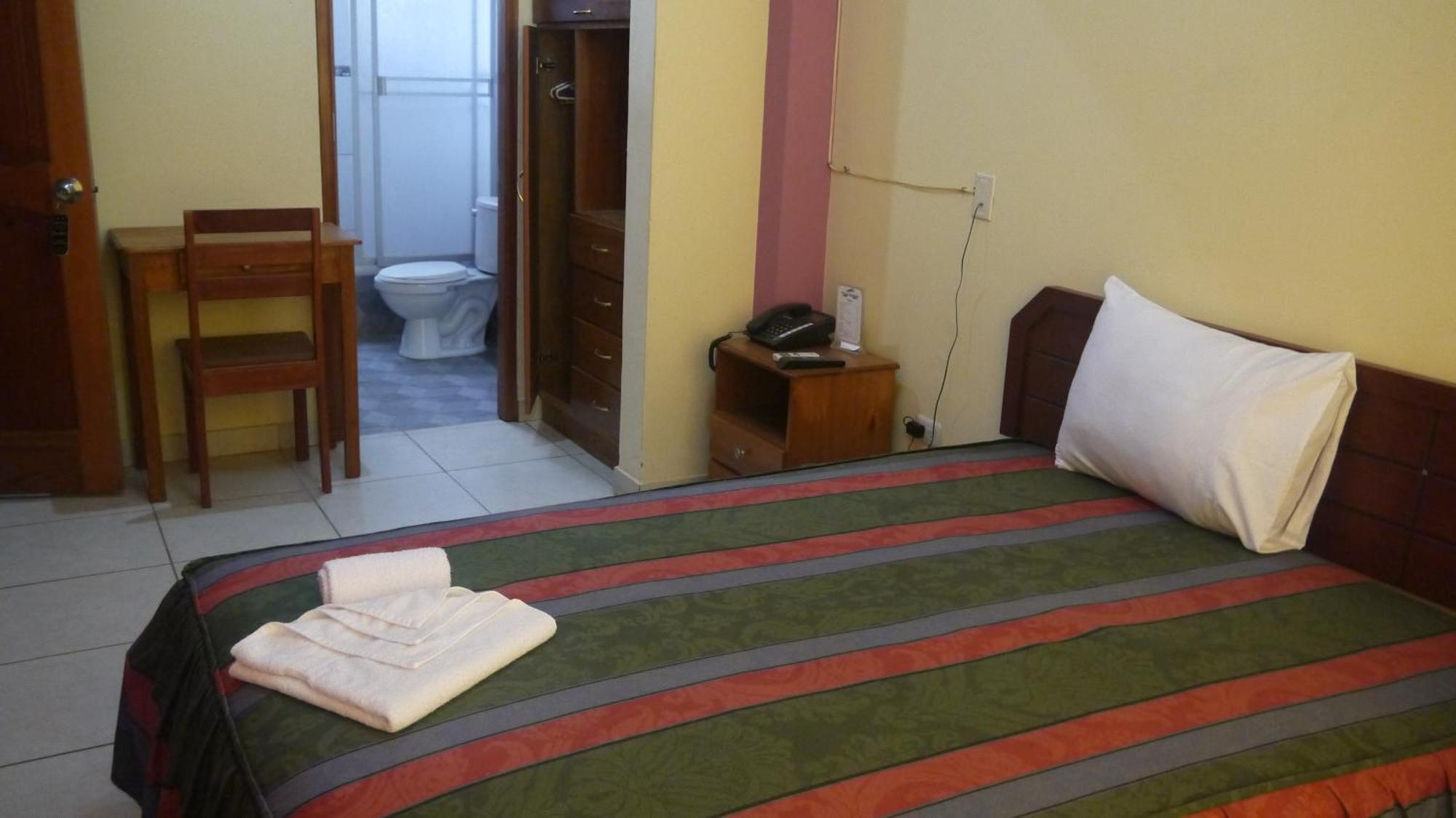 Hotel Jhor Bush Pucallpa Szoba fotó