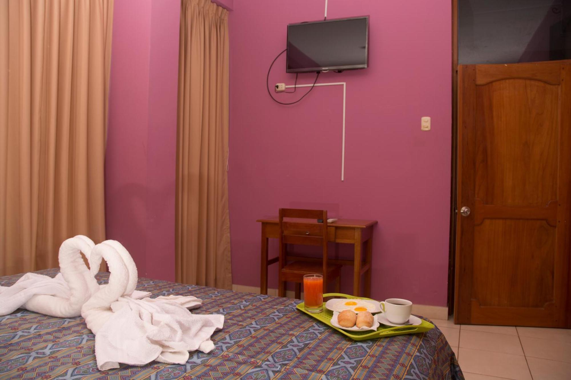 Hotel Jhor Bush Pucallpa Szoba fotó