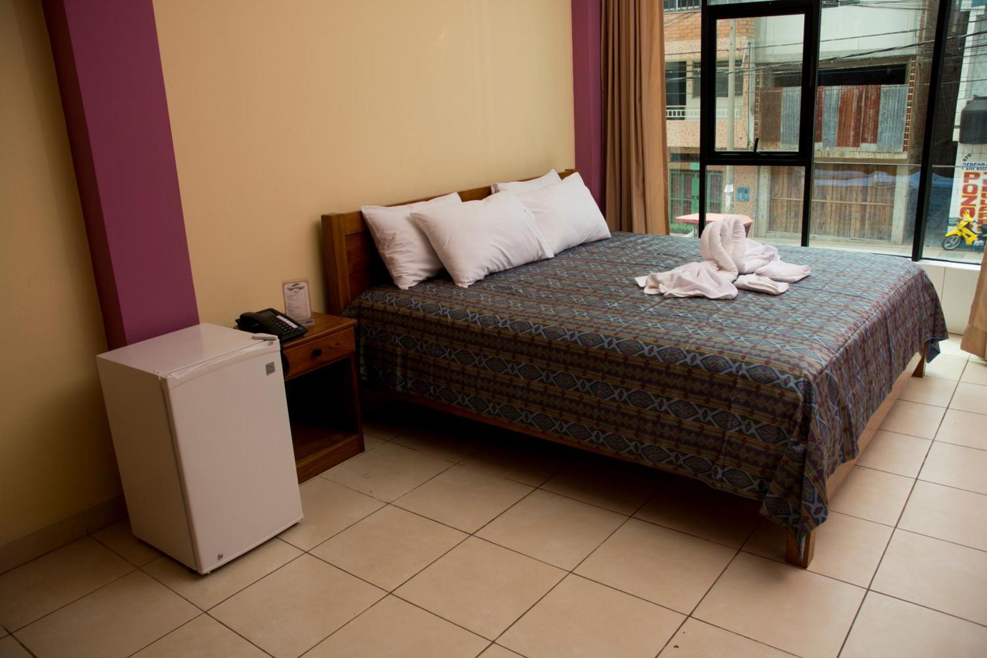 Hotel Jhor Bush Pucallpa Szoba fotó