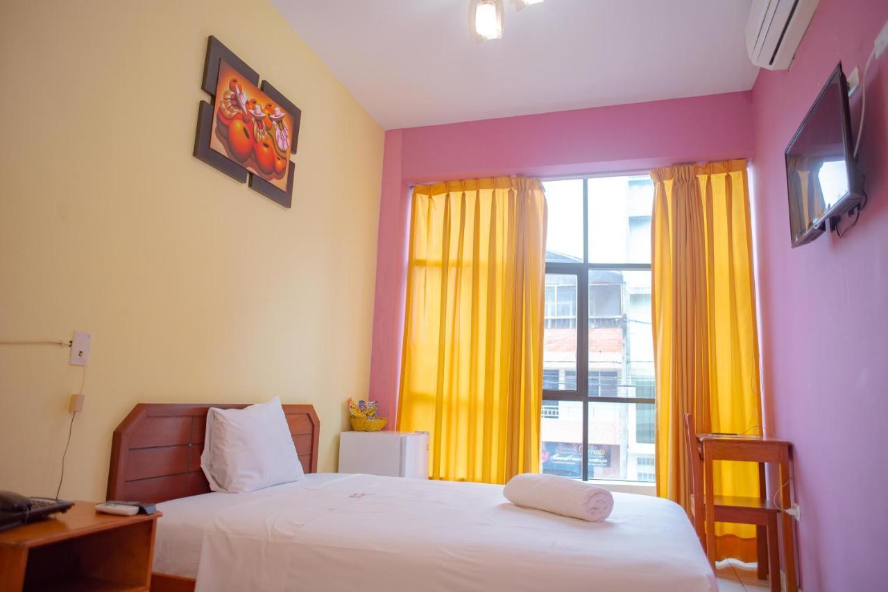 Hotel Jhor Bush Pucallpa Kültér fotó